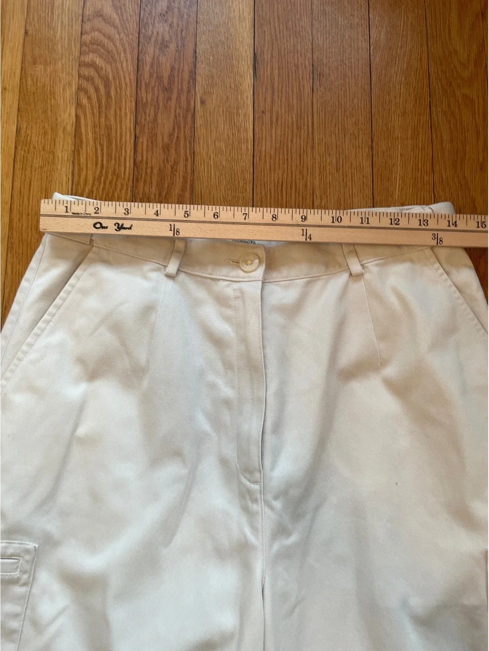 L.L. Bean Women's Khaki Short Original Fit Size 10 100% Cotton Preppy Bermuda